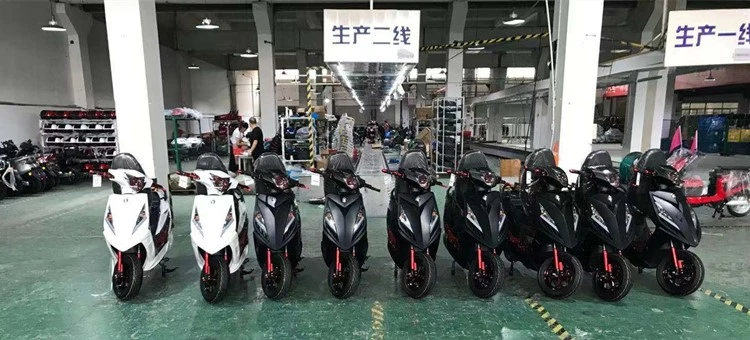 Workshop of High Speed Electric Scooter Motorcycle